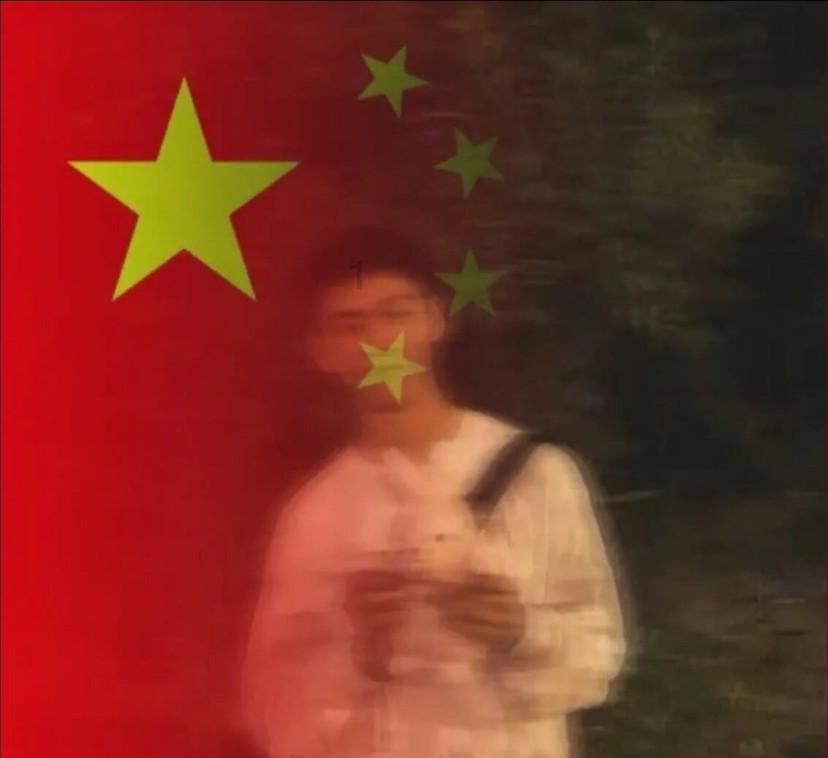 女子枕手臂午睡右手瘫了，午休要注意哪些细节？游戏画面